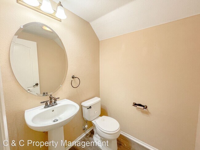 Building Photo - 3 br, 2.5 bath House - 18038 Stonehaven Drive