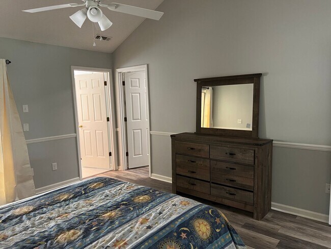 Building Photo - Lowcountry Style Home in Hilton Head Plantation- Unfurnished