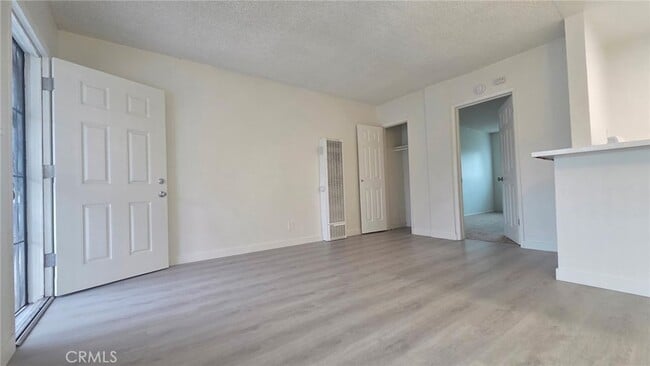 Building Photo - 1803 W Sumac Ln