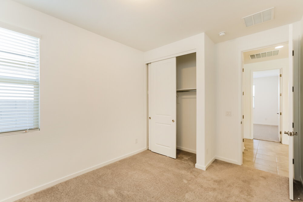 Building Photo - 6751 W Pedro Ln