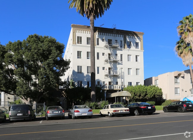 Building Photo - North Kingsley