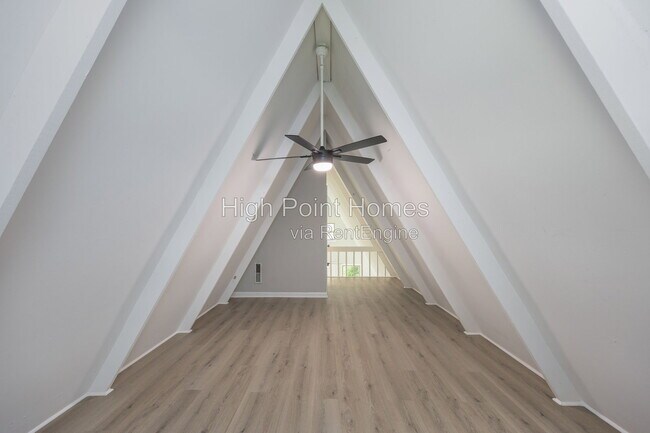 Building Photo - 1696 Johnson Rd