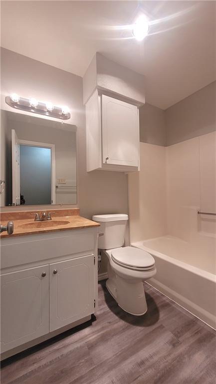 Building Photo - 15405 Spring Hill Ln