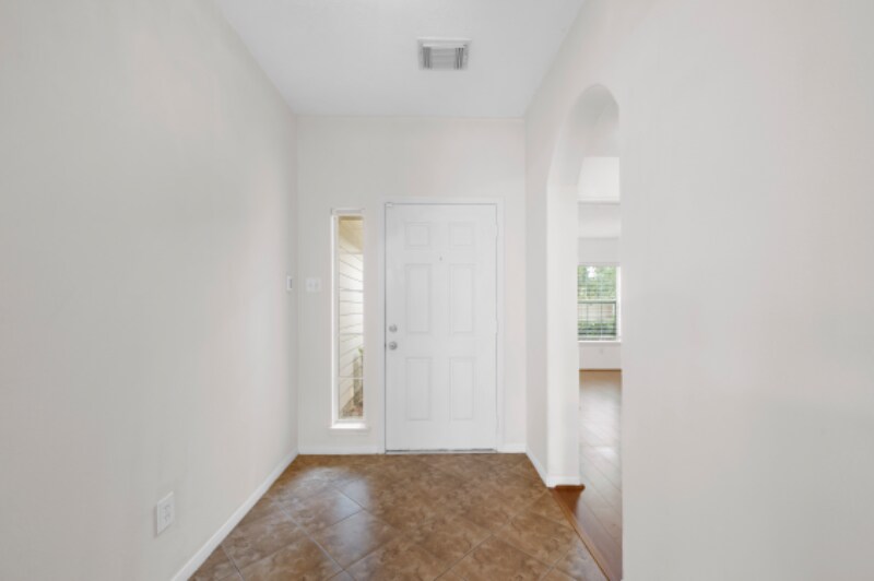 Building Photo - 25211 Bluma Ranch Dr