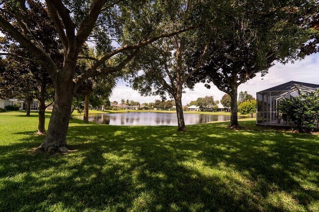 Building Photo - 957 Windward Way