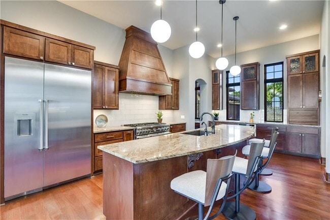Building Photo - 4212 Serene Hills Dr