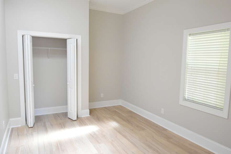 Building Photo - 621 Hadley Ct