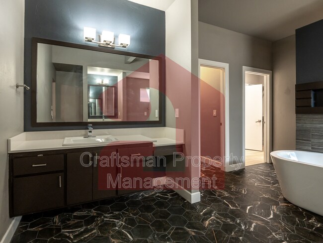 Building Photo - 17413 Melville Ln