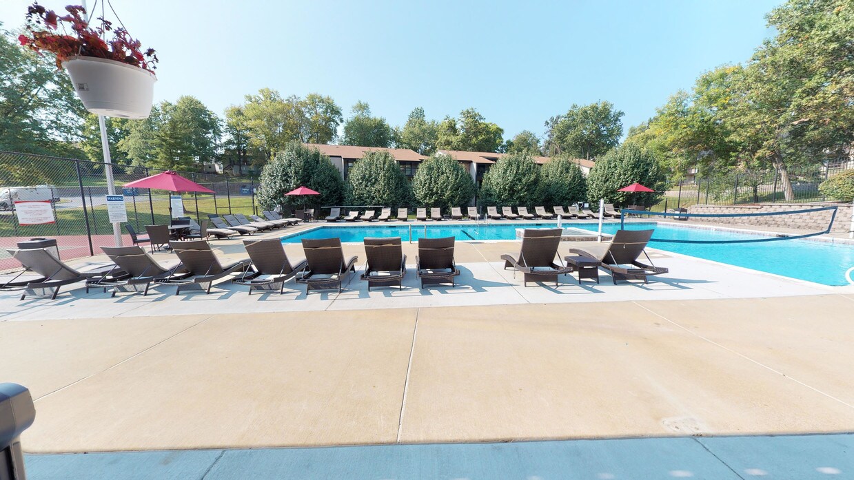 Whisper Hollow Apartments Maryland Heights Mo Apartment Finder