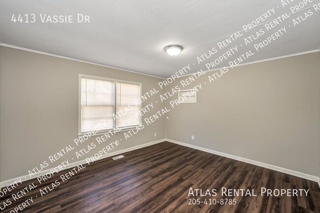 Building Photo - 4413 Vassie Dr