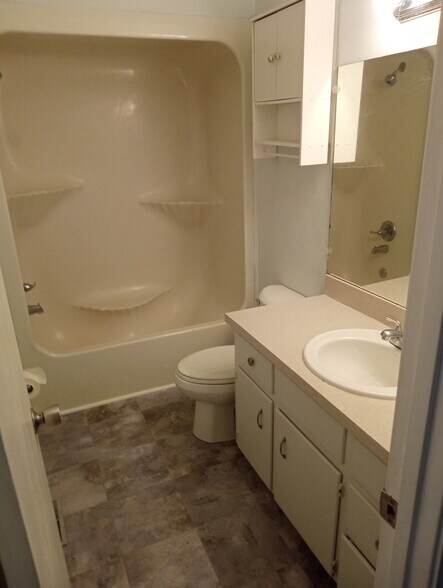 Building Photo - 2967 Edenderry Dr