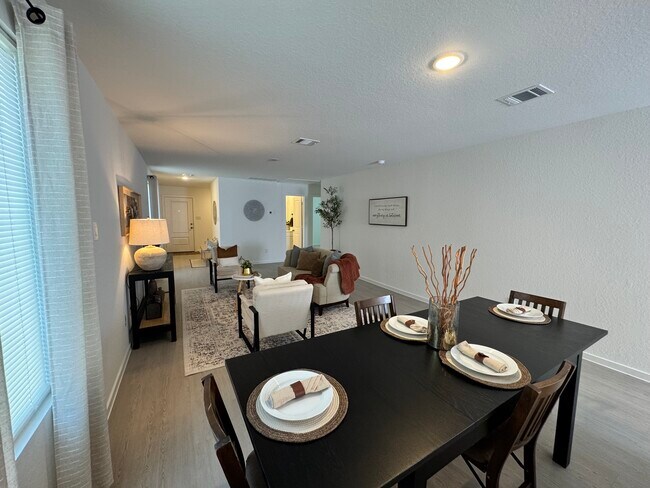 Building Photo - 3411 Rock Ml Dm