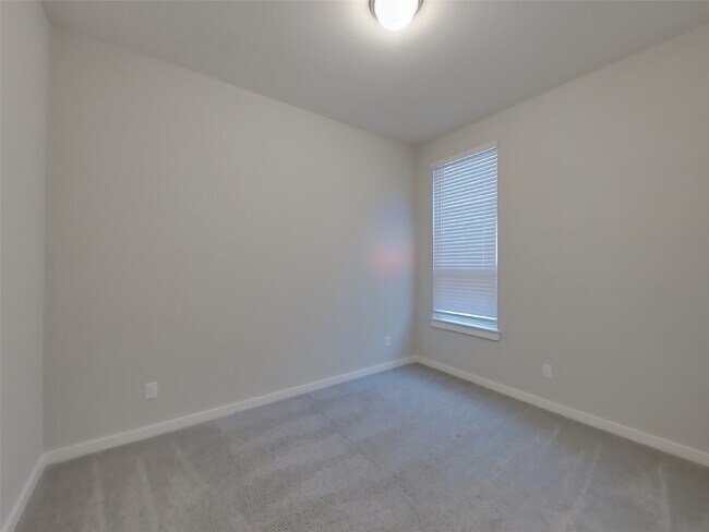 Building Photo - 2330 Cohorn Trl