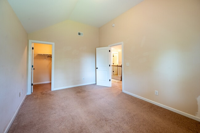Building Photo - 1126 Fawn Forest Rd