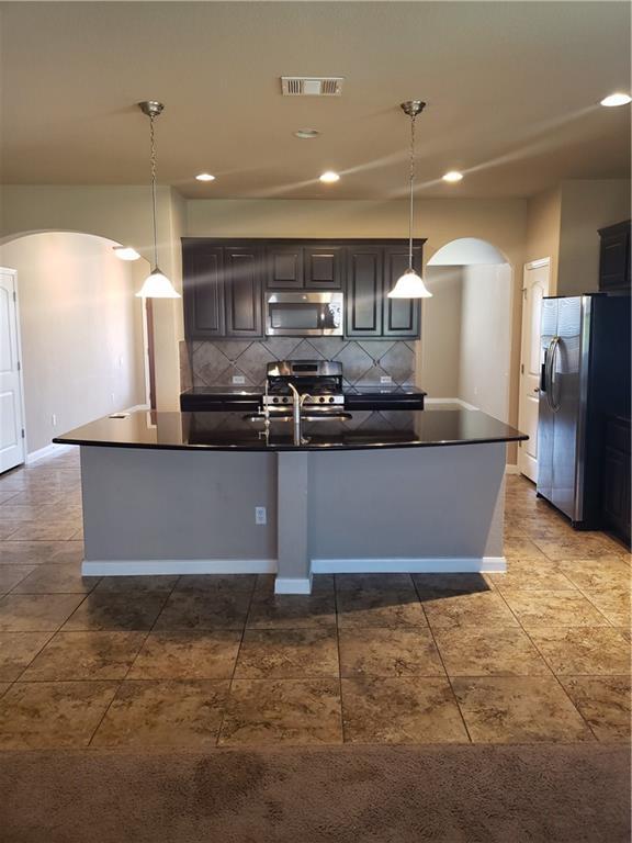 Building Photo - 662 Hot Spring Valley