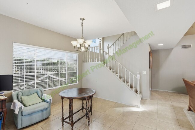 Building Photo - Lakefront Gilbert Home in Prime Location Near Parks, Shopping & Easy Freeway Access