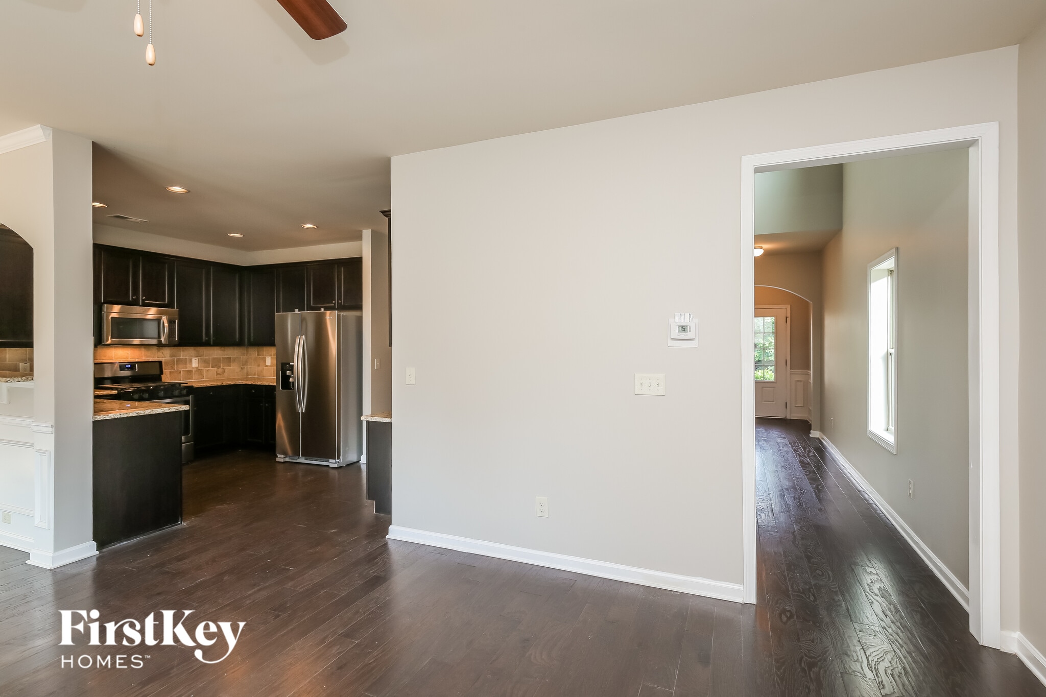 Building Photo - 4911 Briarcliff Dr