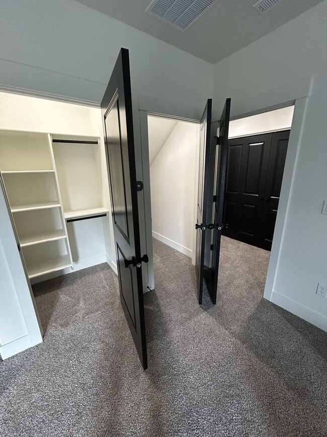 Building Photo - Cutler House