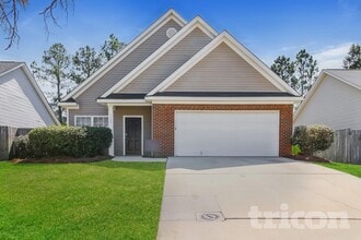 Building Photo - 207 Lockleven Dr