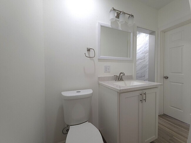 Building Photo - Fully Remodeled Home in the Heart of Tyler...