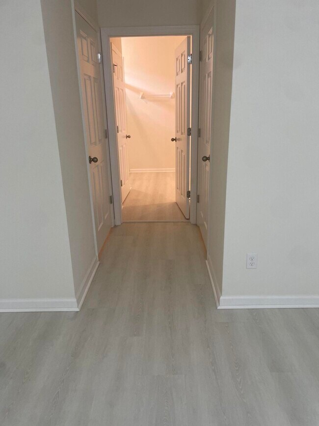 Building Photo - 12432 Arabella Dr