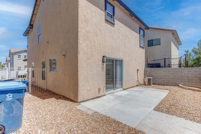 Building Photo - 8765 First Lady Ave