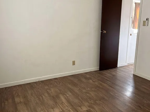 Building Photo - 1217 W Wabash St