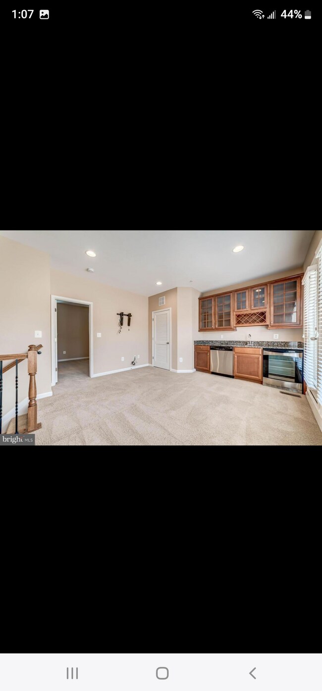 Building Photo - 620 Overlook Park Dr