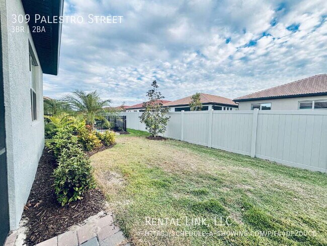 Building Photo - 309 Palestro St