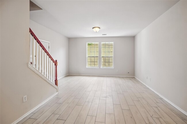 Building Photo - 8007 Ederville Cir
