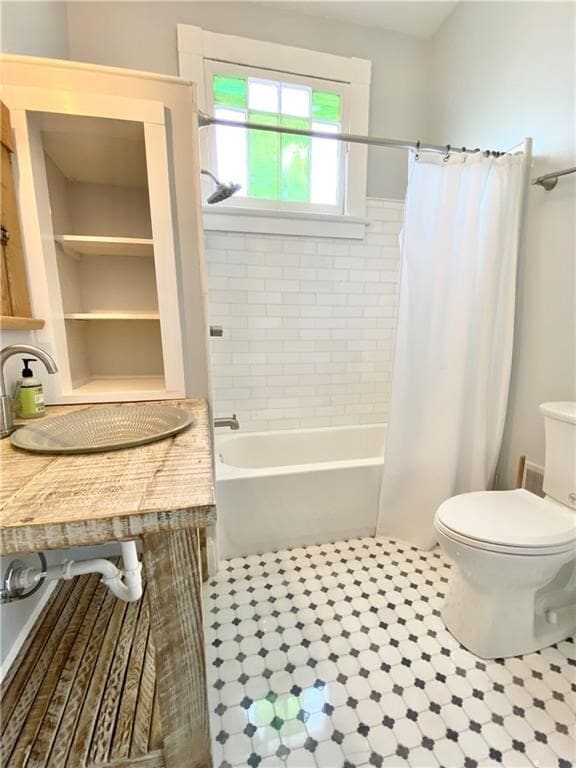 Building Photo - 2108 Robert St