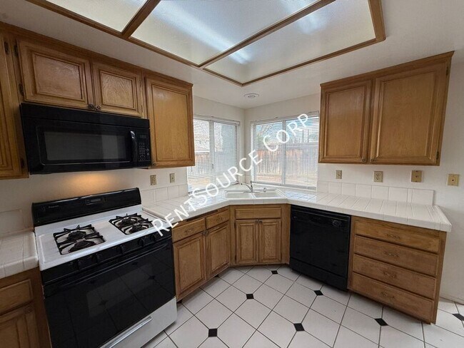 Building Photo - 42456 Coronet Ct