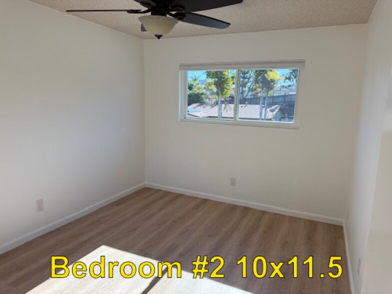 Building Photo - 4074 Vista Calaveras St