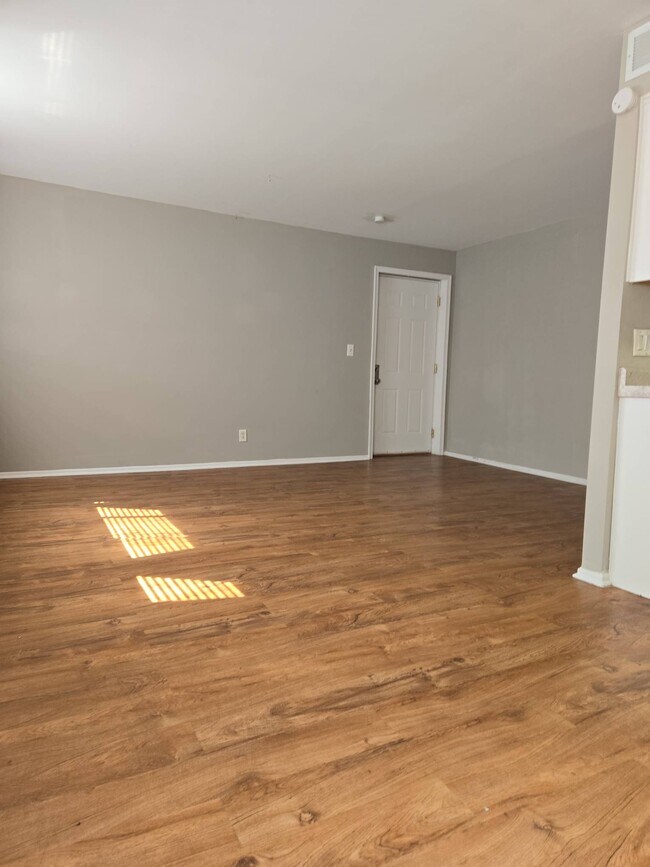 Building Photo - 3825 N Whittier Pl