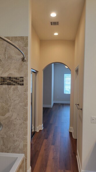 Master Bath - 3753 W 244th St