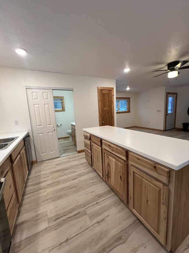 Building Photo - 3307 Iowa St