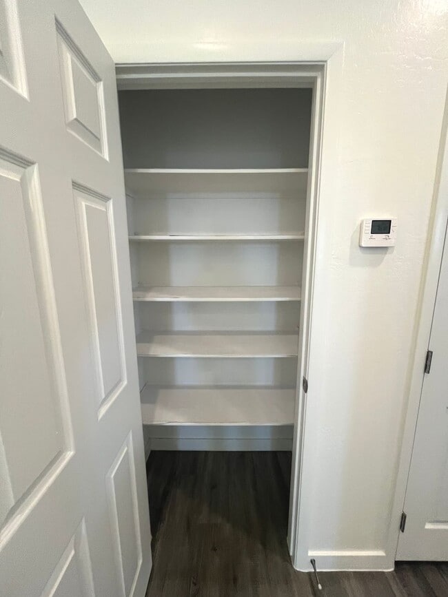Building Photo - Single-story 1326 sq ft, townhome built in 2019 w/3 bed, 2 bath & spacious attached 2-car garage ...