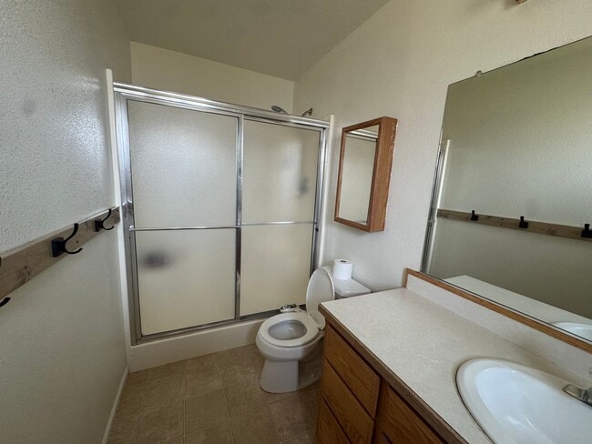 Building Photo - 435 Arvilla Ct
