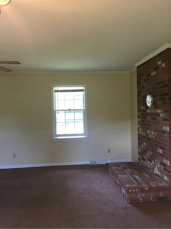 Building Photo - 2 Bedroom 2 Bathroom