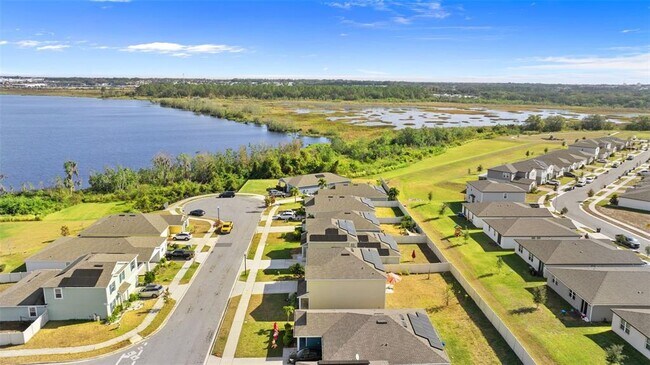 Building Photo - 740 Simone Ct