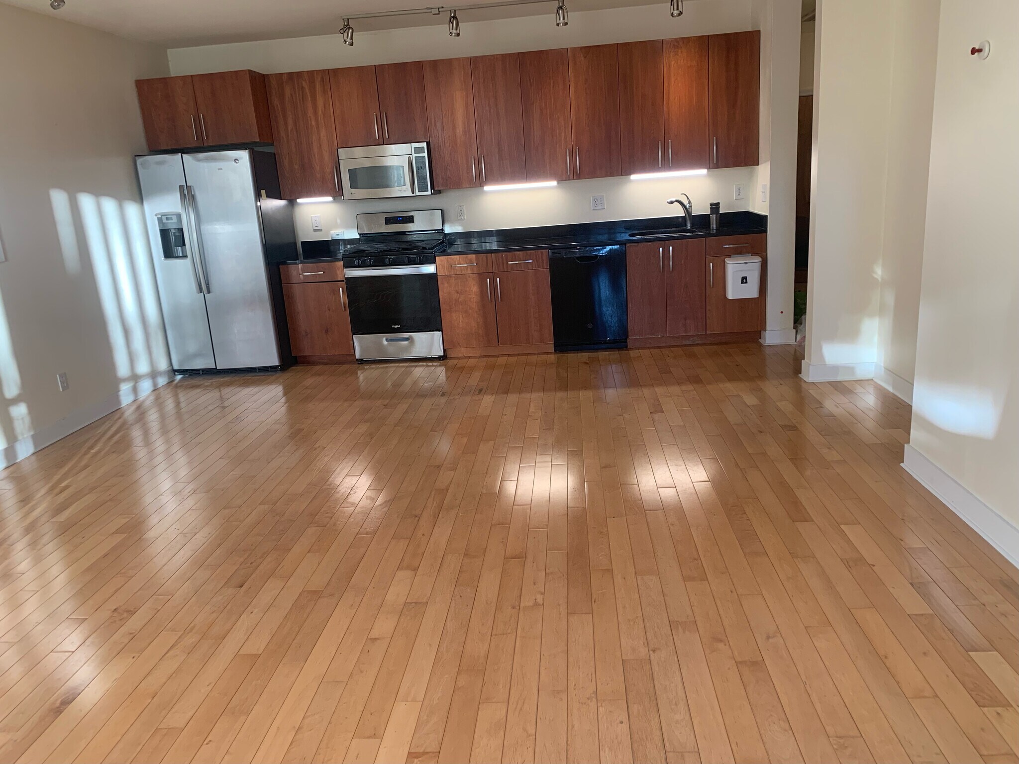 Building Photo - 24 Bay State Rd