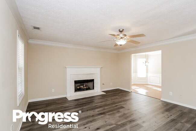 Building Photo - 271 McClure Dr