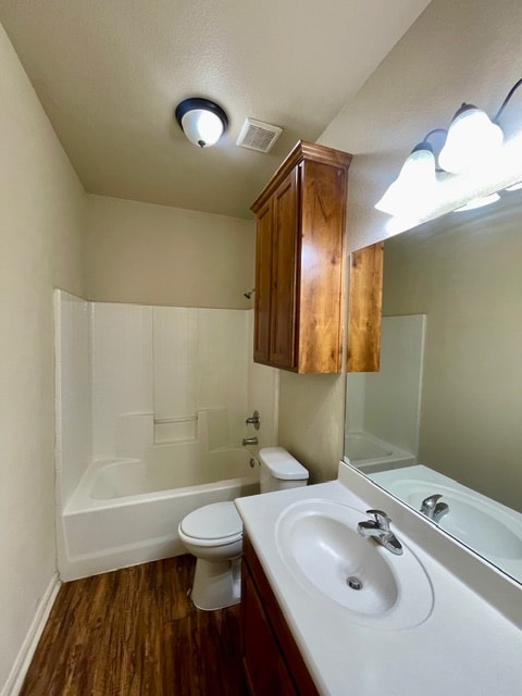 Building Photo - 2001 Kirby Lee St