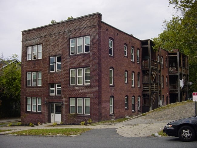 Building Photo - 33-37 Longhill St
