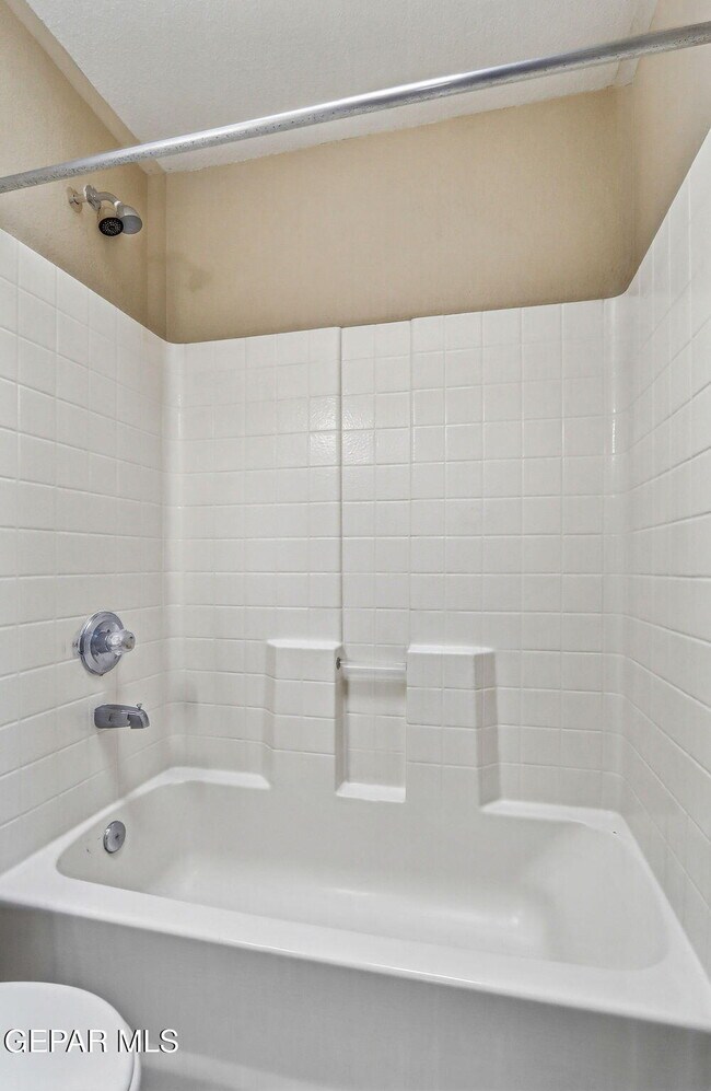 Building Photo - 2369 Joshua Louis Dr