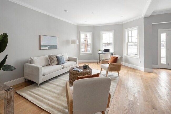 Building Photo - 31 Boardman St