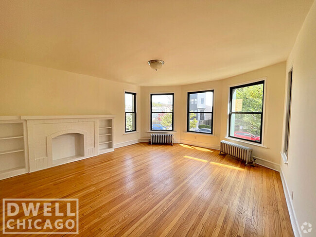 Building Photo - 2331 N Spaulding Ave