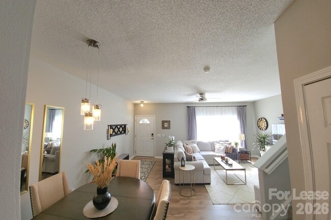 Building Photo - 8049 Stoneham Ct