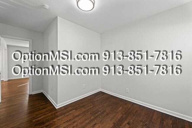 Building Photo - Newly Remodeled 3-Bedroom Home in Kansas C...