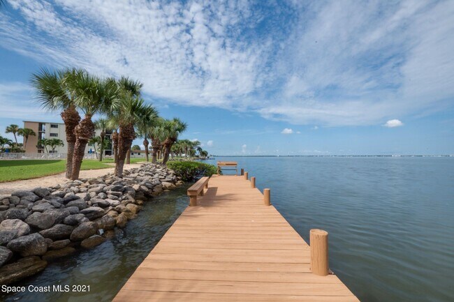 Building Photo - 3873 S Banana River Blvd